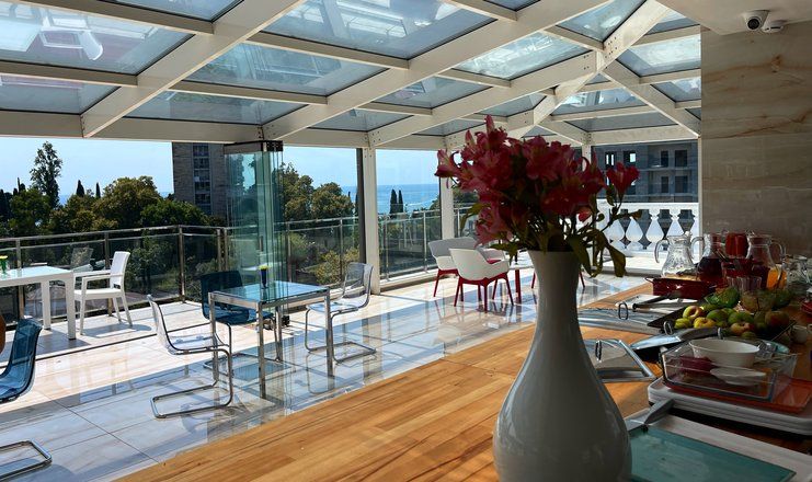 Отель "Grand Hotel Sukhum" / "Гранд Отель Сухум"