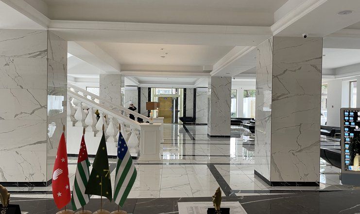 Отель "Grand Hotel Sukhum" / "Гранд Отель Сухум"