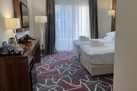 Улучшенный 2-местный (с большим балконом) /вид на город