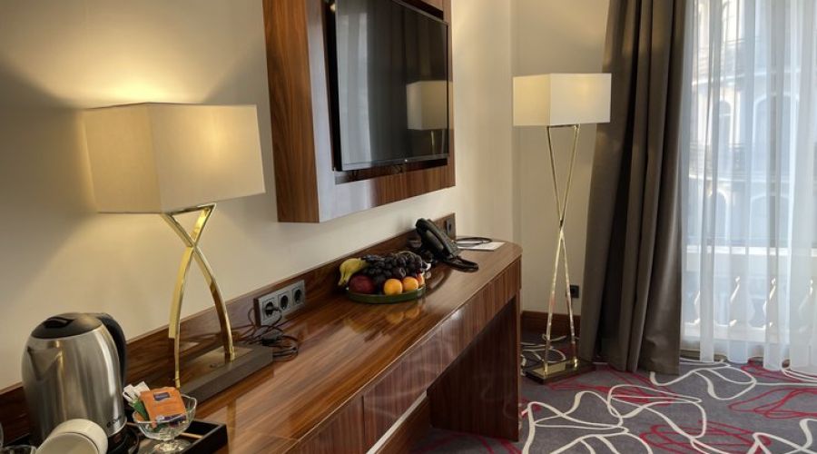 Делюкс 2-местный (с большим балконом) /вид на море